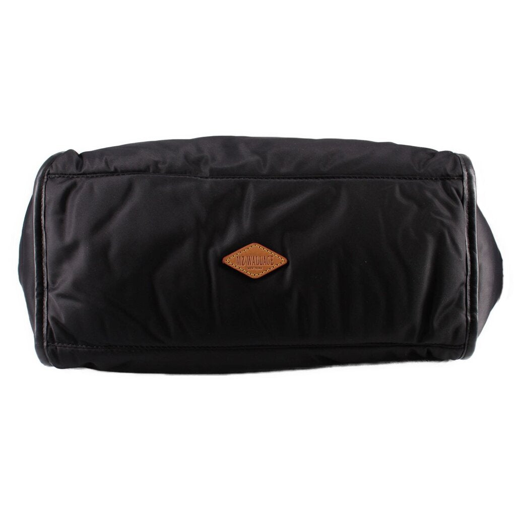 マディソン【美品】OAO 最新型 AUTH (Black) 27cm MZ WALLACE QUILTED MADISON LARGE SHOPPER CROSSBODYS BLACK