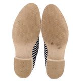Striped oxford shoe outsoles with tan, jute-textured finish