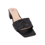 VINCE CAMUTO WOVEN SANDALS BLACK 9 US