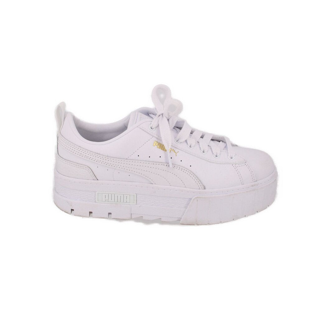 White PUMA Mayze Classic platform sneakers, side view with Puma logo and lace-up