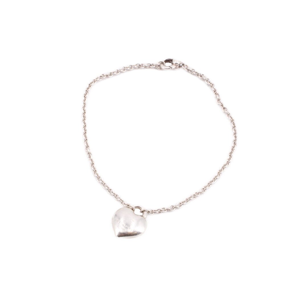 Silver heart charm bracelet with clasp and heart pendant charm