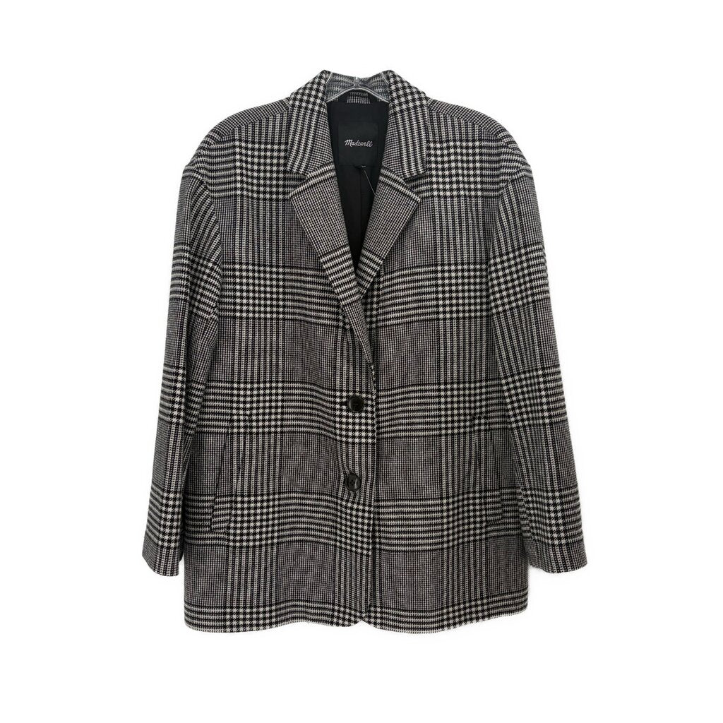 Gray plaid single-breasted blazer with notched lapels and button front