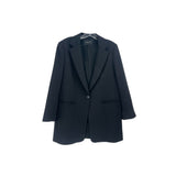 Women’s one-button blazer with notch lapels and flap pockets, black