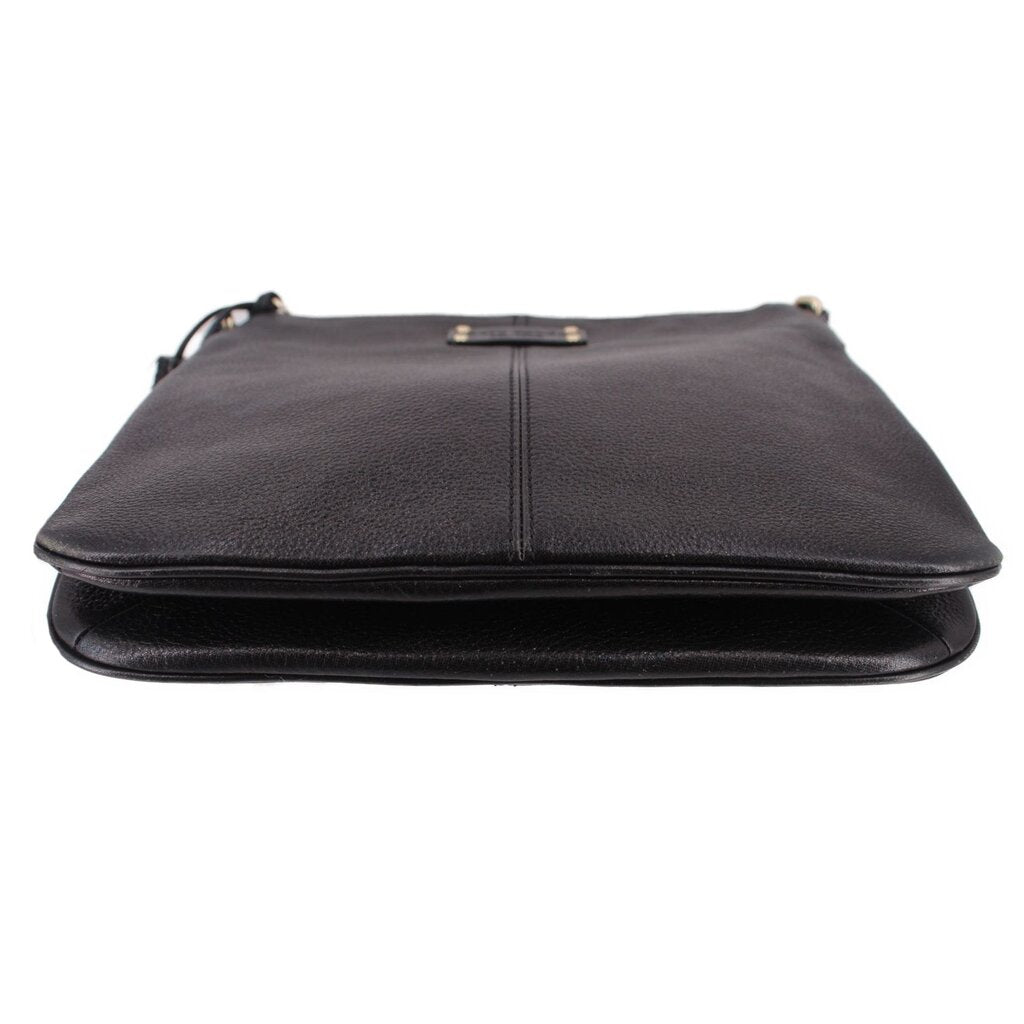 KATE SPADE AUBURN PLACE Cordelia black crossbody bag, flat bottom view with zipper track.