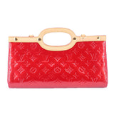 LOUIS VUITTON ROXBURY VERNIS SHOULDER BAGS RED