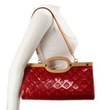 LOUIS VUITTON ROXBURY VERNIS SHOULDER BAGS RED