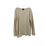 Cream ribbed crewneck sweater, long sleeves and relaxed fit