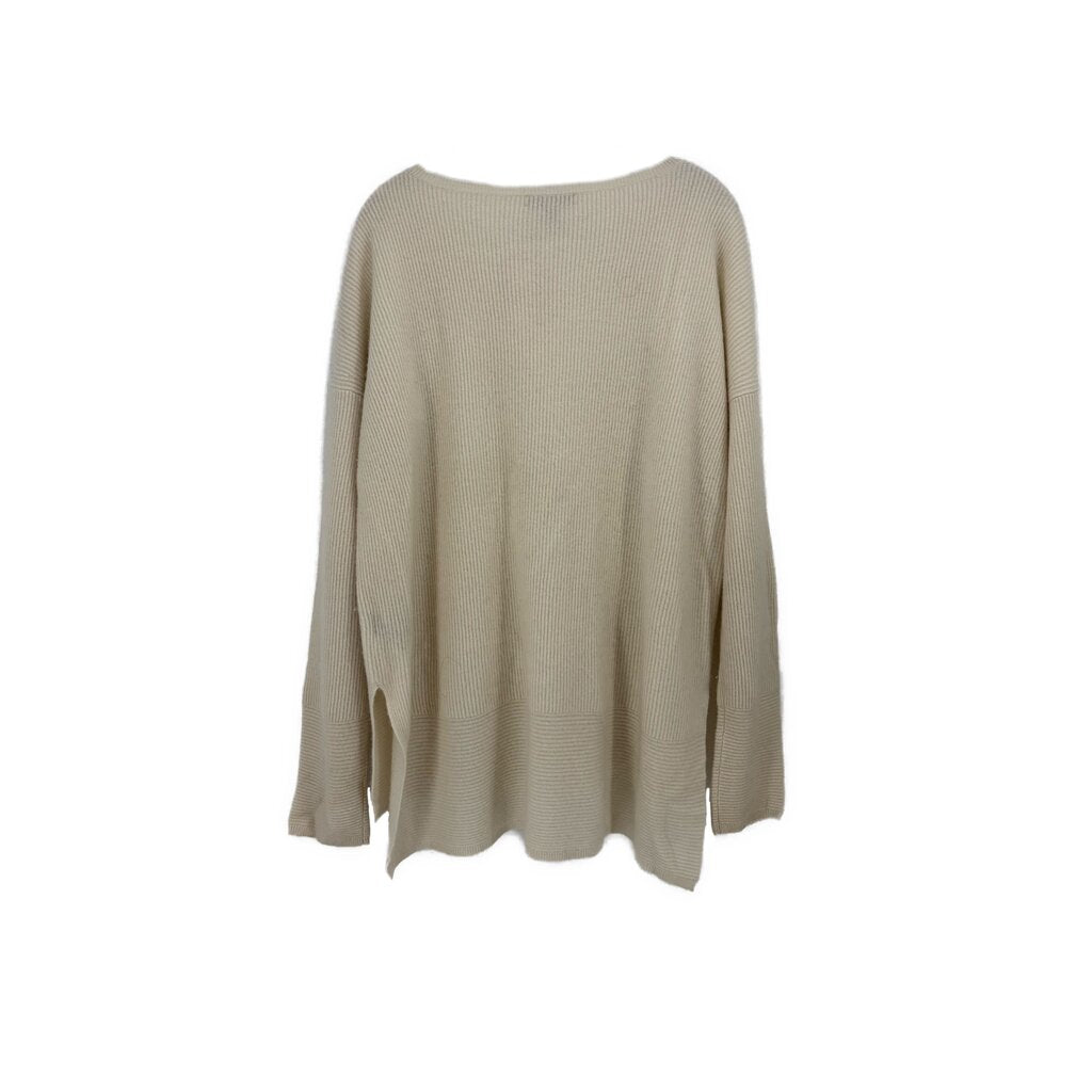 Cream ribbed crewneck sweater, long sleeves with ribbed back hem