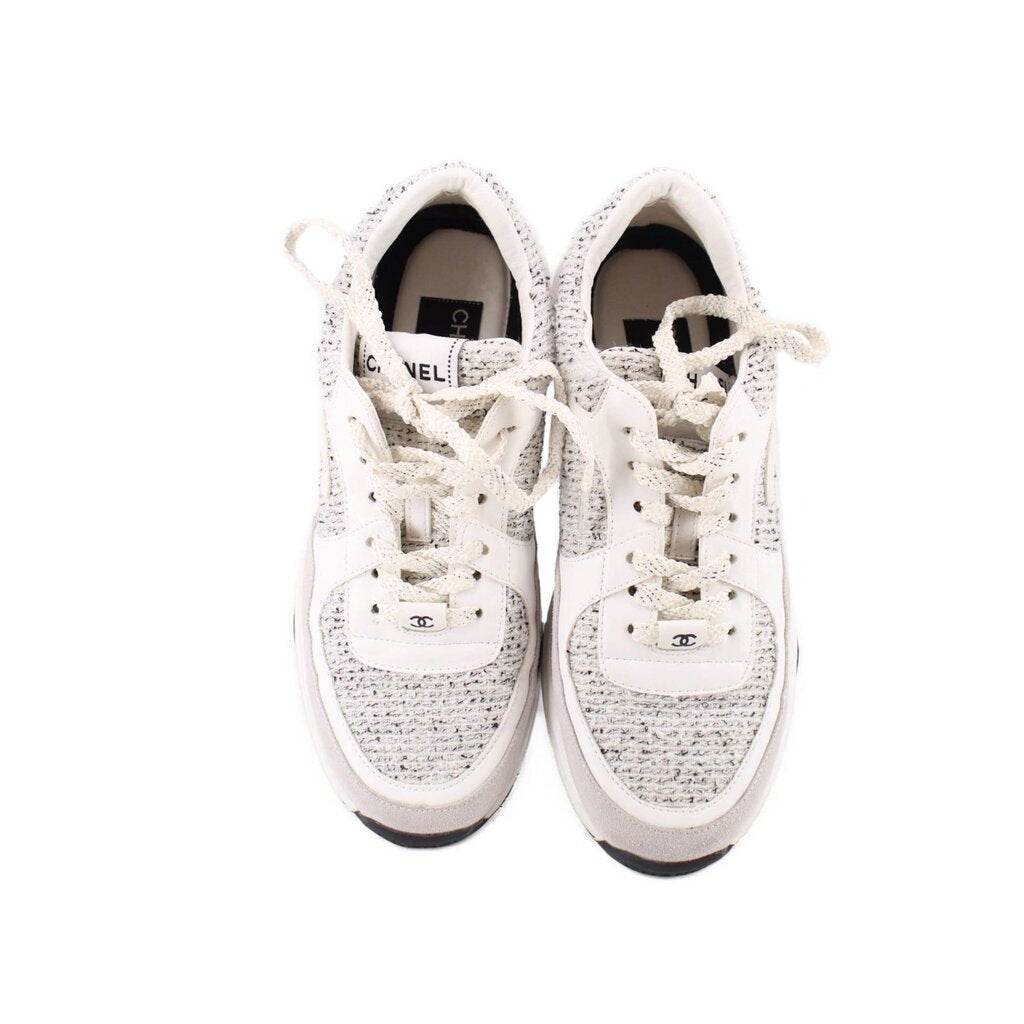 CHANEL cloth sneakers front view with lace-up, speckled knit, logo label on tongue