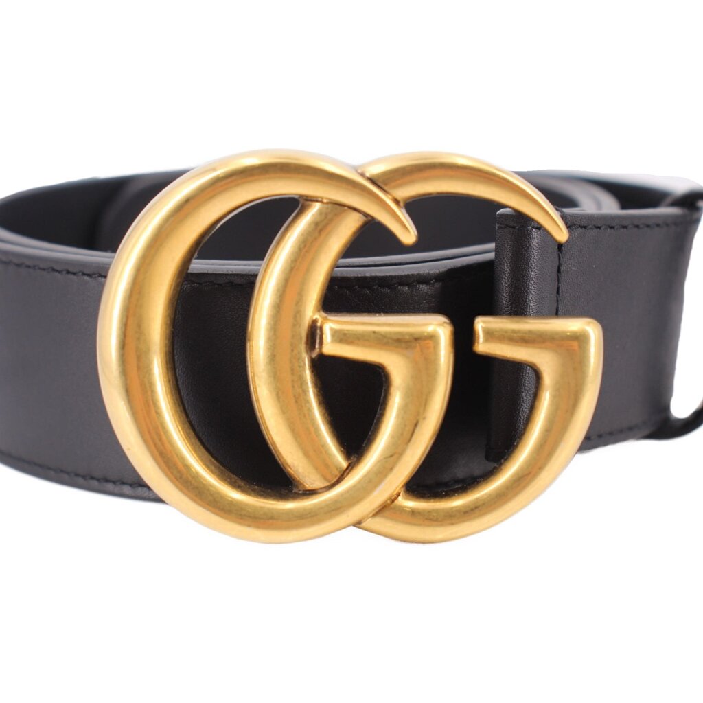 GUCCI Marmont black belt with gold-tone GG buckle close-up