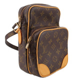 LOUIS VUITTON vintage monogram crossbody bag, front pockets with zip closures and tan edges