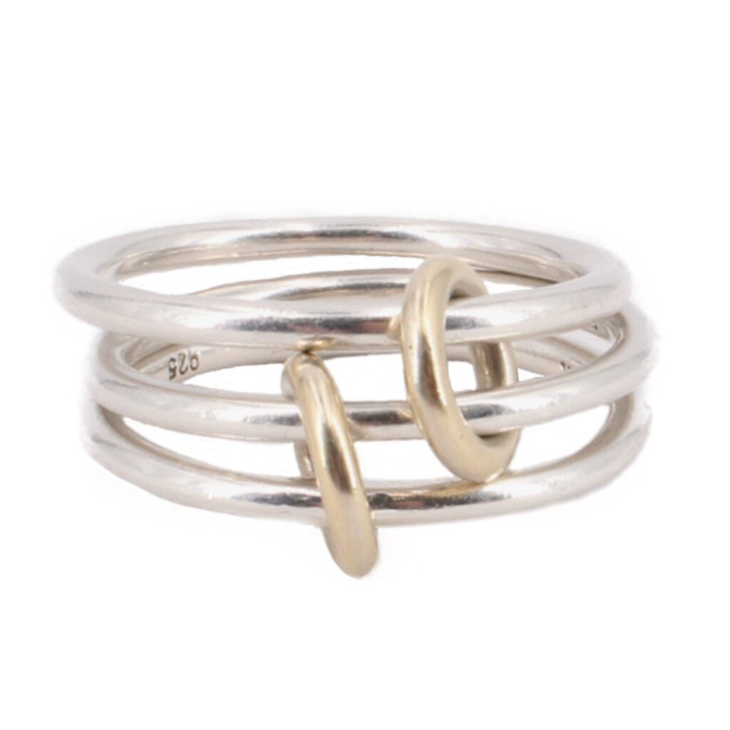 Interlinked silver-tone and gold-tone open rings, engraved 750 on band