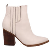 MARC FISHER HEELED BOOTIES WHITE 7.5 US