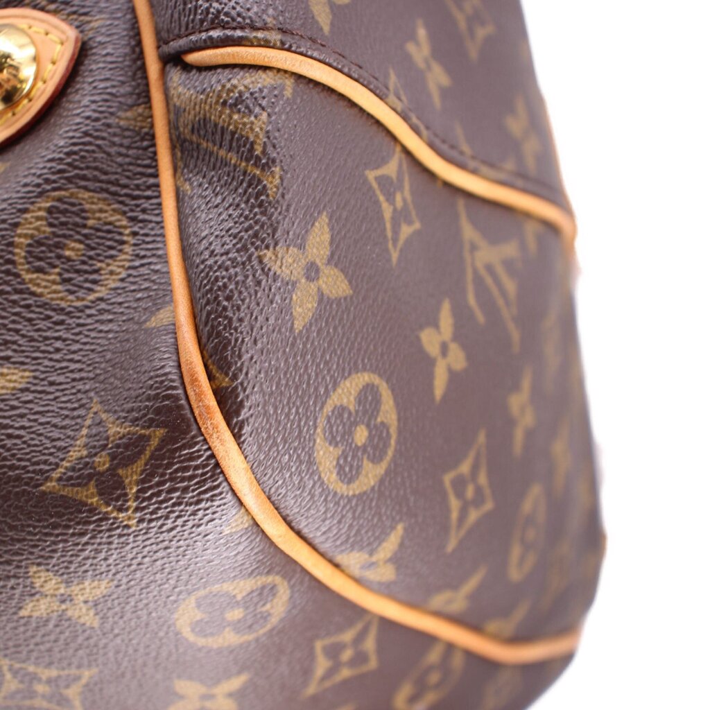 LOUIS VUITTON Galleria PM monogram canvas with tan piping and curved edge