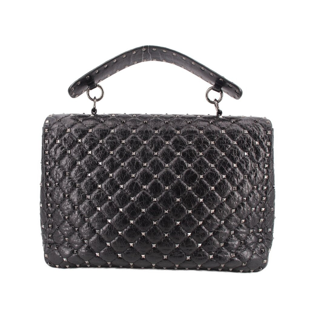 Valentino rockstud maxi shoulder bag in black quilted leather with front flap and clasp