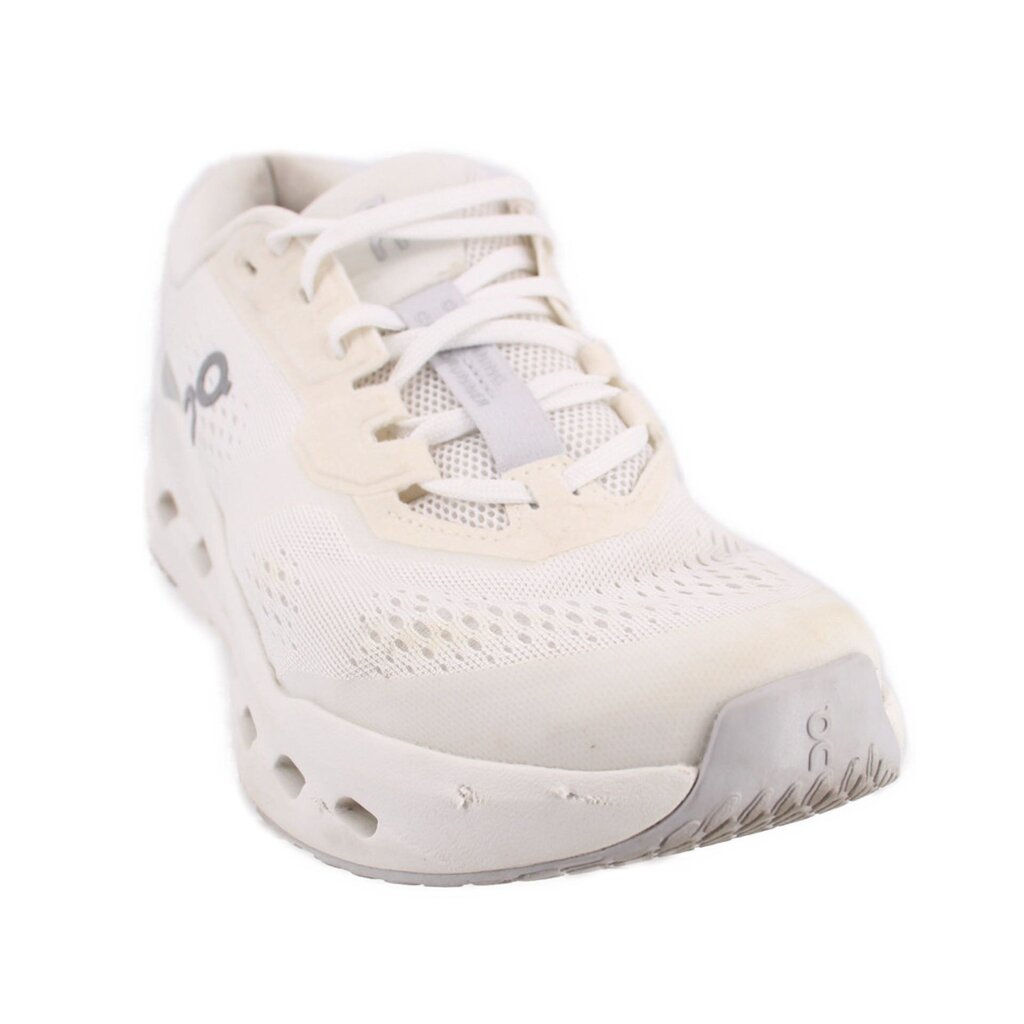 White mesh ON Cloudrunner 3 sneakers, lace-up with cushioned sole and cutout details