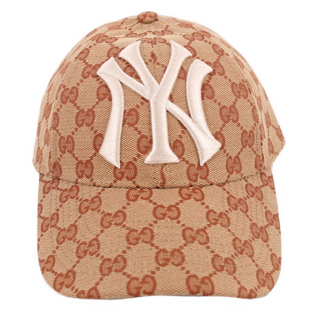 GUCCI Yankees tan baseball cap with embroidered Yankees logo on front