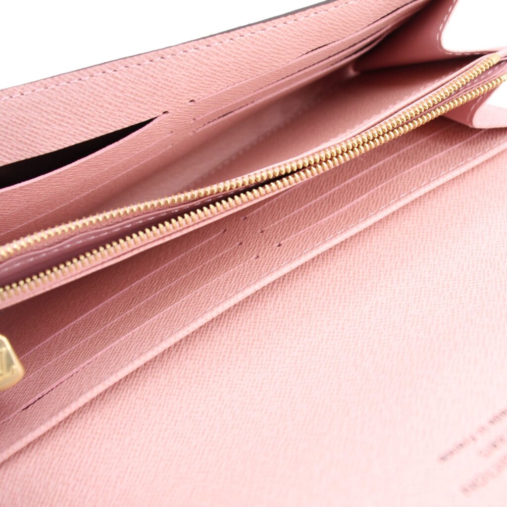 LOUIS VUITTON Sarah wallet, pink interior with gold-tone zipper track detail