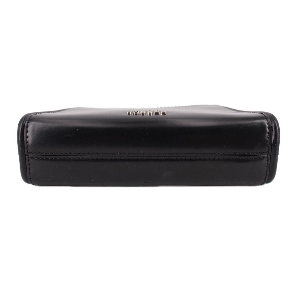 Black bag bottom with stitched seams
